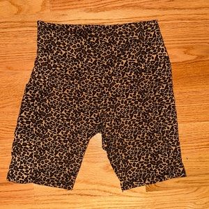 Soft and cozy cheetah print shorts with pockets in size M